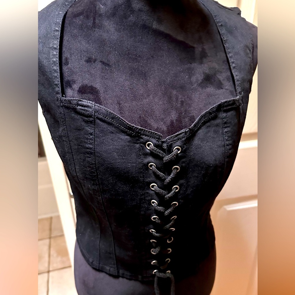 Forever 21 Lace Ip Corset Cami